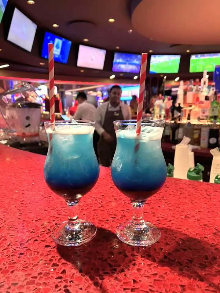 blue cocktails on MSC