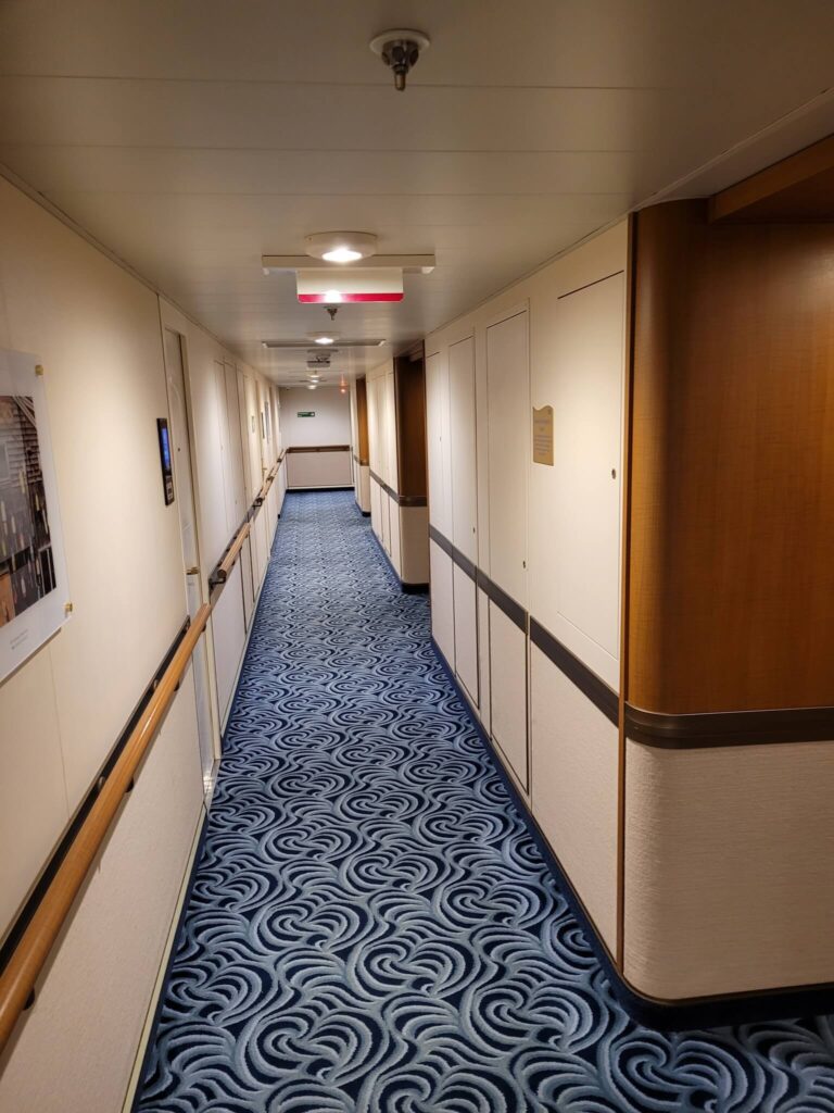 Cruise corridor