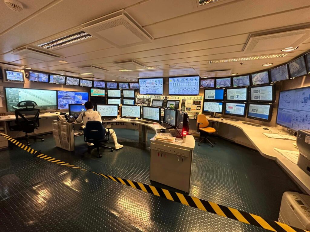 engine control room