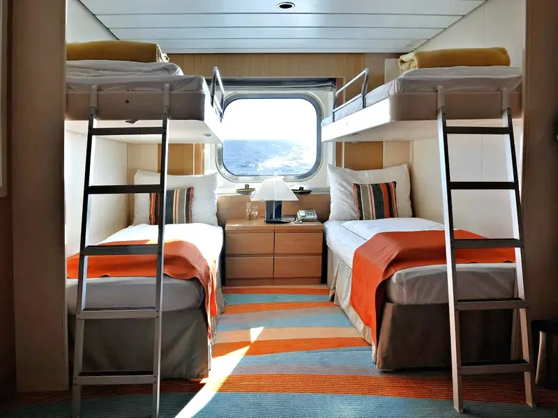 cruise cabin with pullman beds
