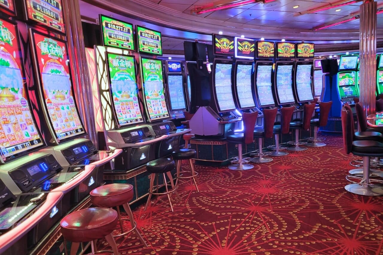 5 Things You Need to Know Before Playing at the Cruise Casino Cruise