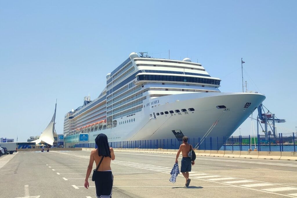MSC Musica in port