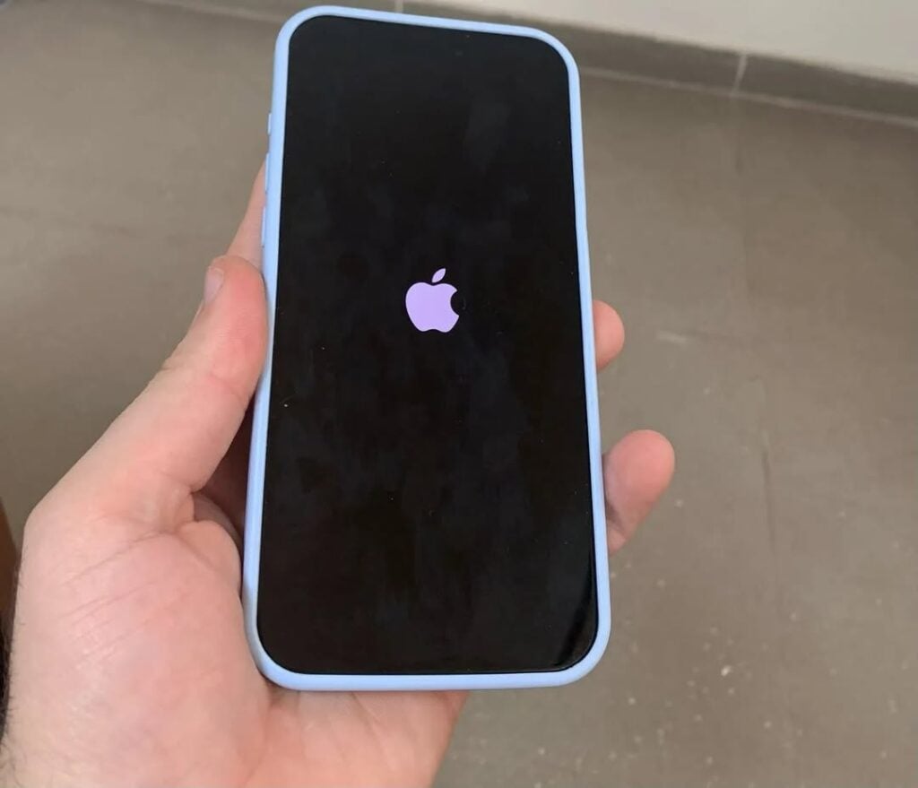 Using the phone on cruise